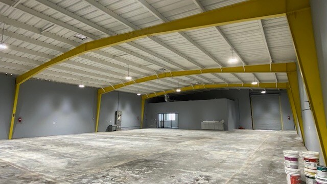 More Photos Of 5957 S St Andrews Pl, Los Angeles Warehouse For Sale