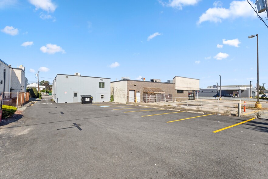 More Photos Of 1016 Park Ave, Cranston Loft Creative Space For Sale