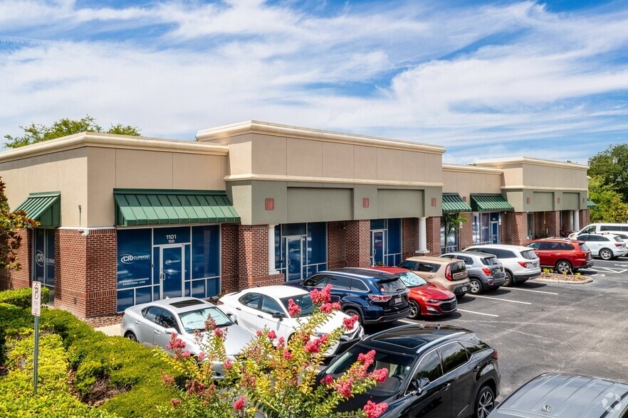 More Photos Of 13750-13770 W Colonial Dr, Winter Garden Unknown For Lease