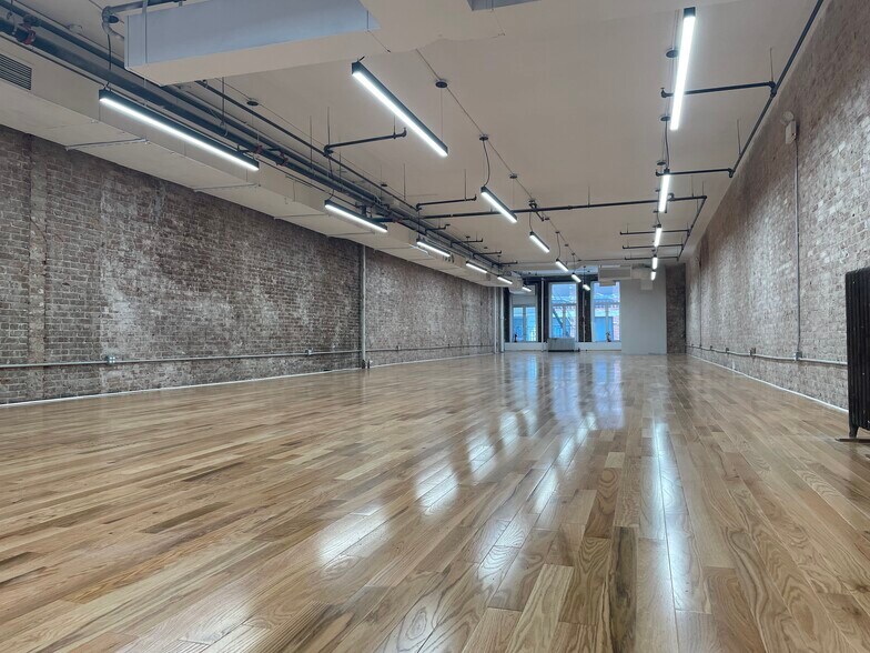 More Photos Of 412 Broadway, New York Loft Creative Space For Lease