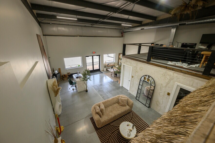 More Photos Of 540 Belden Pky NE, Sugarcreek Storefront For Sale