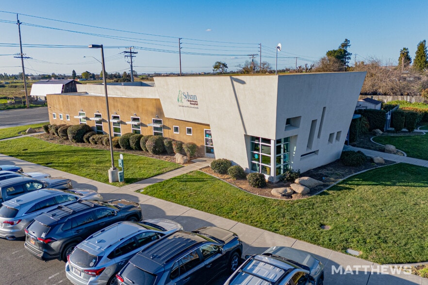 Primary Photo Of 3520 Roselle Ave, Modesto Office For Sale
