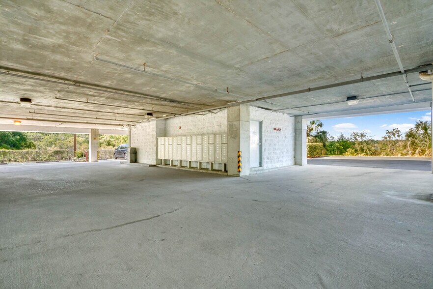 More Photos Of 7345 W Sand Lake Rd, Orlando Office For Sale