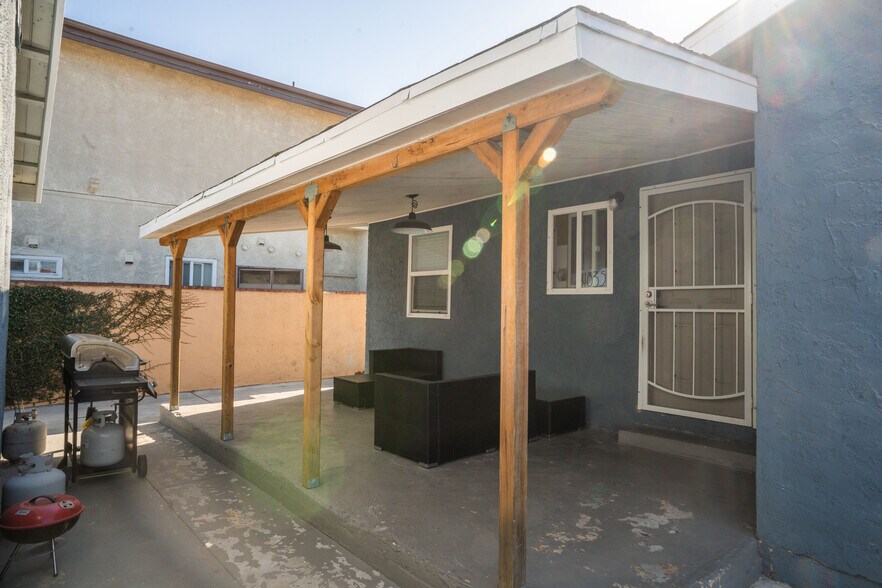 More Photos Of 11835 Gale Ave, Hawthorne Multifamily For Sale