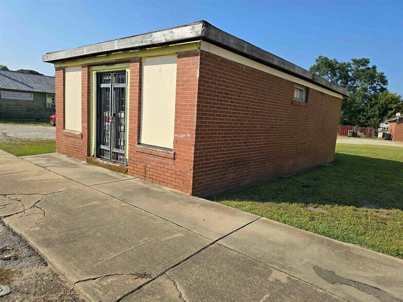 More Photos Of 120 &110 W Main St, Pacolet Convenience Store For Sale