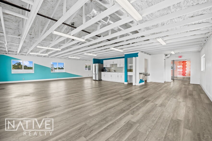 More Photos Of 702-706 NE 1st Ave, Fort Lauderdale Restaurant For Lease