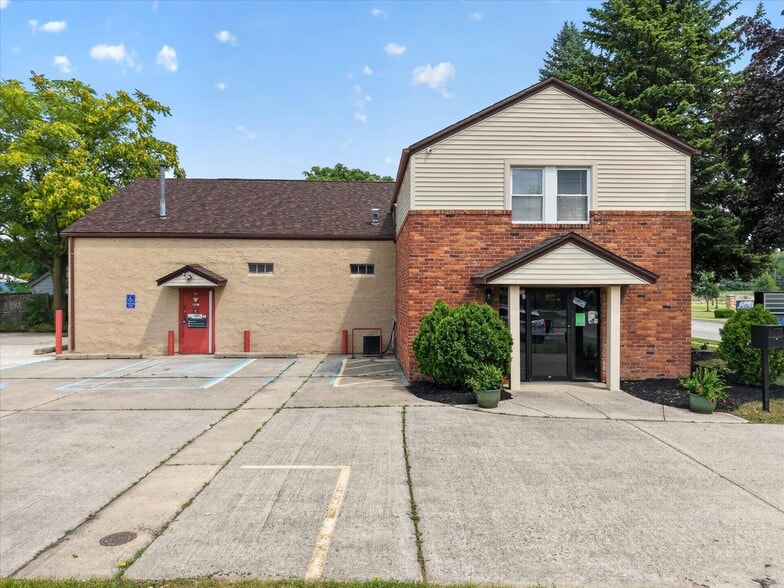 More Photos Of 36050 Goddard Rd, Romulus Auto Repair For Sale
