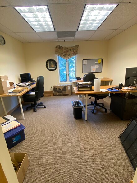 More Photos Of 23 Hubbard Rd, Wilton Medical For Lease