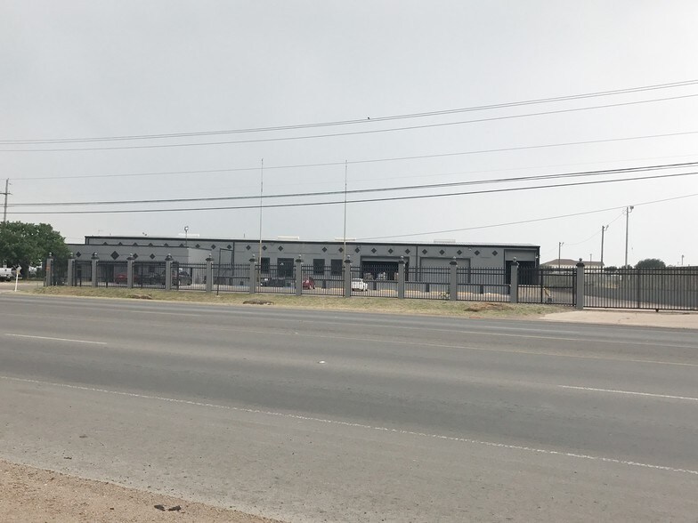 Primary Photo Of 5941 State Highway 359, Laredo Warehouse For Lease