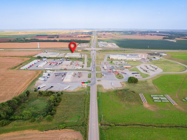 More Photos Of 100 Holiday Ln, Tonkawa Warehouse For Lease