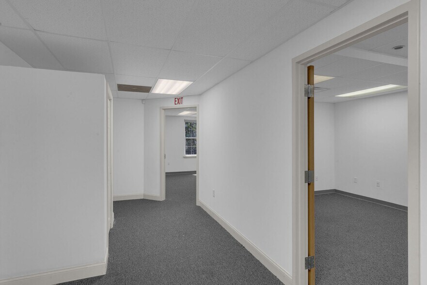 More Photos Of 314 Chris Gaupp Dr, Galloway Medical For Lease