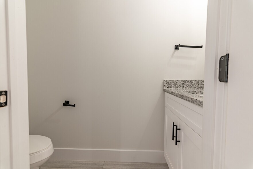 More Photos Of , Anderson Multifamily For Sale