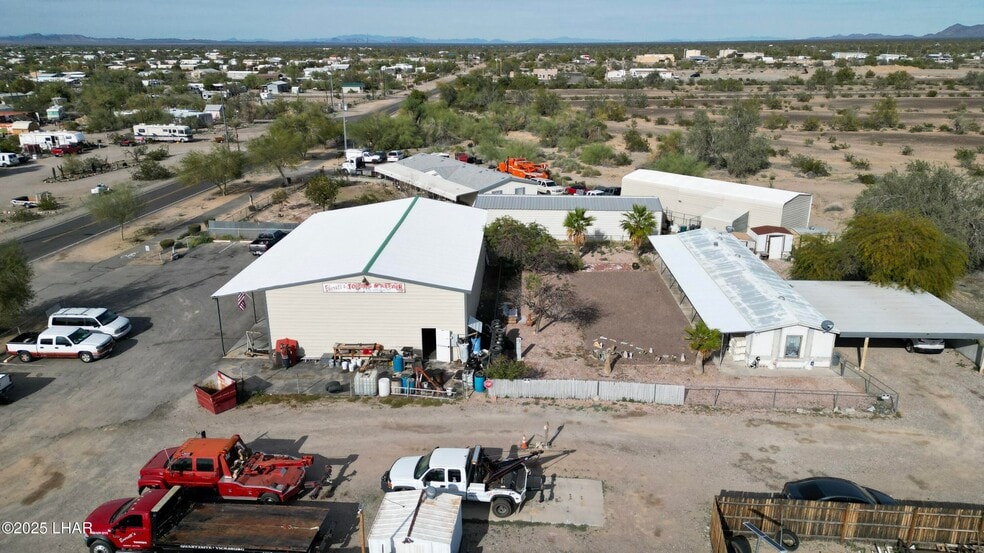 More Photos Of 75 Plymouth Ave, Quartzsite Service For Sale