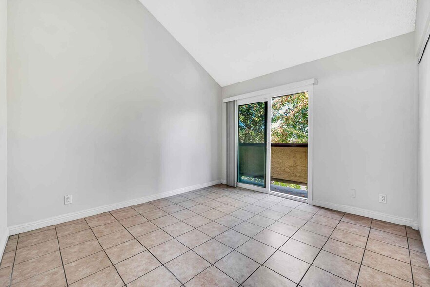 More Photos Of 15240 Nordhoff St, North Hills Apartments For Sale