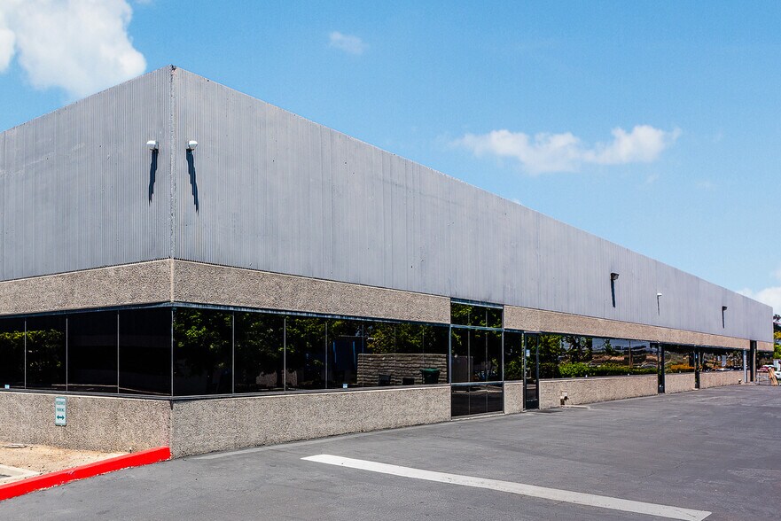 More Photos Of 6675 Mesa Ridge Rd, San Diego Office For Lease
