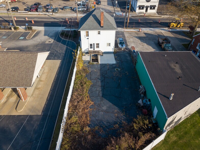 More Photos Of 988 E 185th St, Cleveland Office For Sale