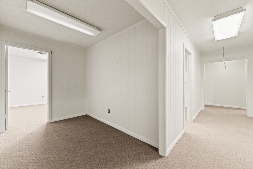 More Photos Of 2210 N Frazier St, Conroe Medical For Lease