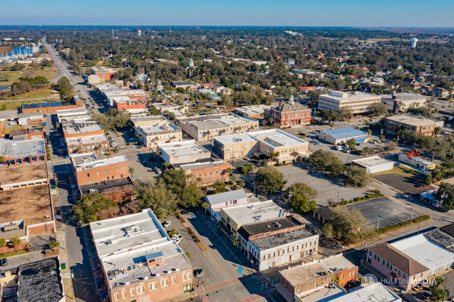 More Photos Of 1418 Newcastle St, Brunswick Storefront For Lease