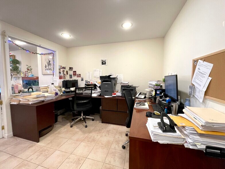 More Photos Of 30-33 36th St, Astoria Rehabilitation Center For Lease