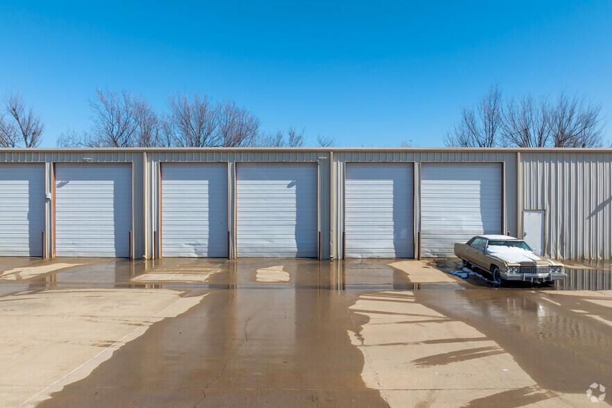 More Photos Of 4320 S Portland Ave, Oklahoma City Unknown For Lease