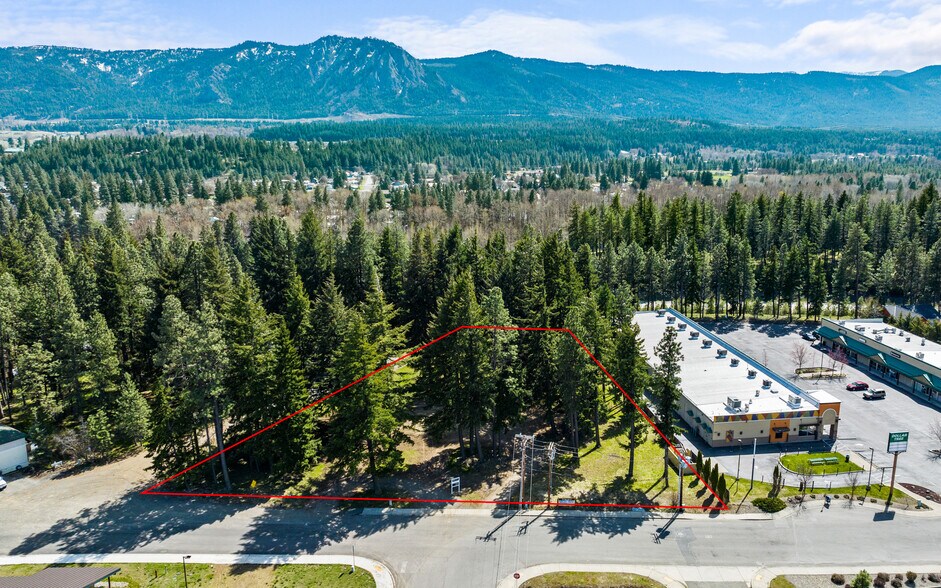 More Photos Of 100 W Davis St, Cle Elum Land For Lease