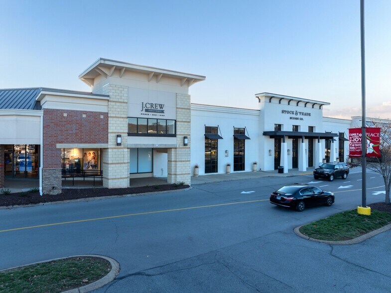 Primary Photo Of 330 Franklin Rd, Brentwood Unknown For Lease