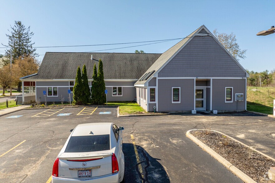 More Photos Of 407 E. Main, Spencer Medical For Lease