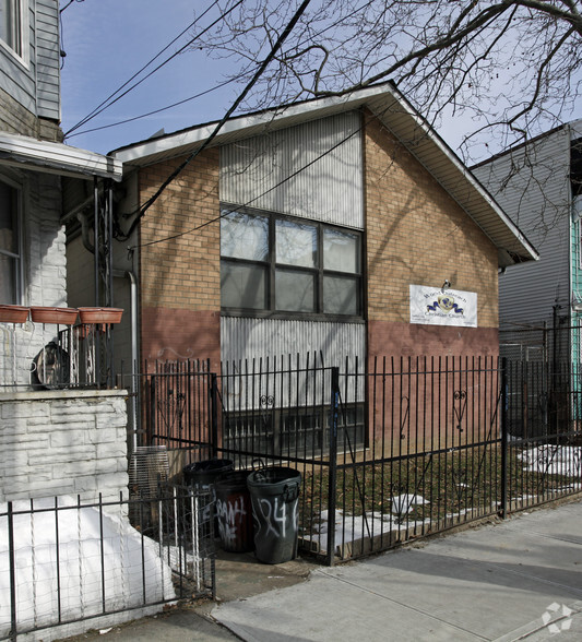 Primary Photo Of 122 Grant Ave, Jersey City Religious Facility For Lease