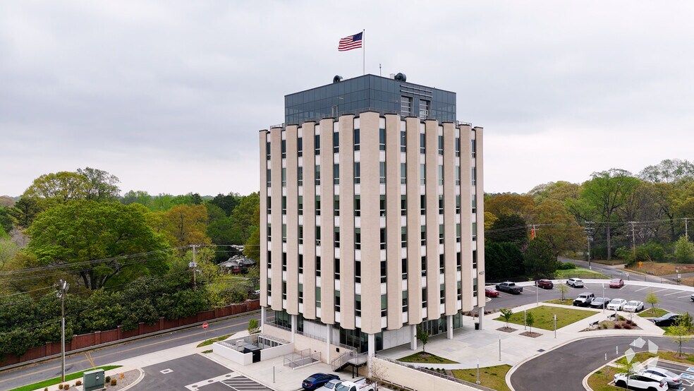 Primary Photo Of 4037 E Independence Blvd, Charlotte Coworking Space
