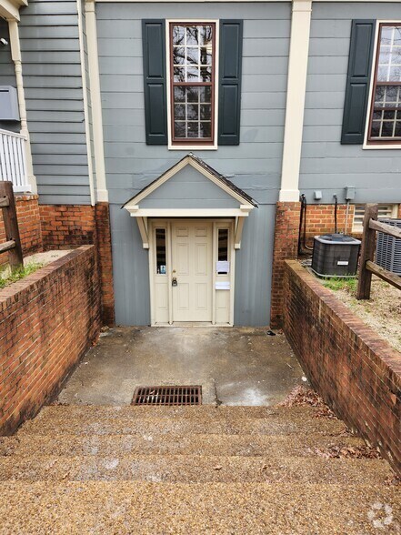 More Photos Of 2305 Commonwealth Dr, Charlottesville Office For Sale