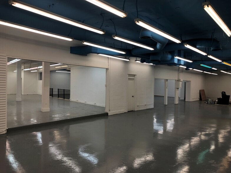 More Photos Of 1660 S La Cienega Blvd, Los Angeles Freestanding For Sale