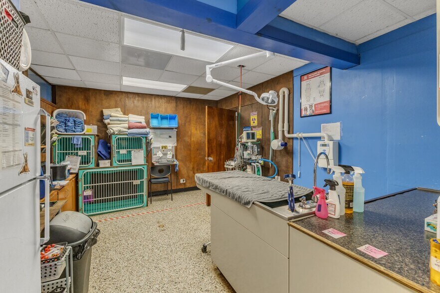 More Photos Of 141 E Main St, Youngsville Medical For Sale