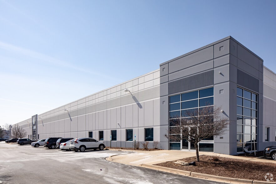 Primary Photo Of 485-493 Mission St, Carol Stream Warehouse For Lease