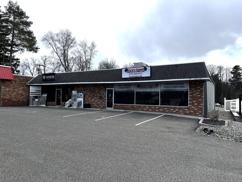 Primary Photo Of 836 Troy Schenectady Rd, Latham Freestanding For Lease
