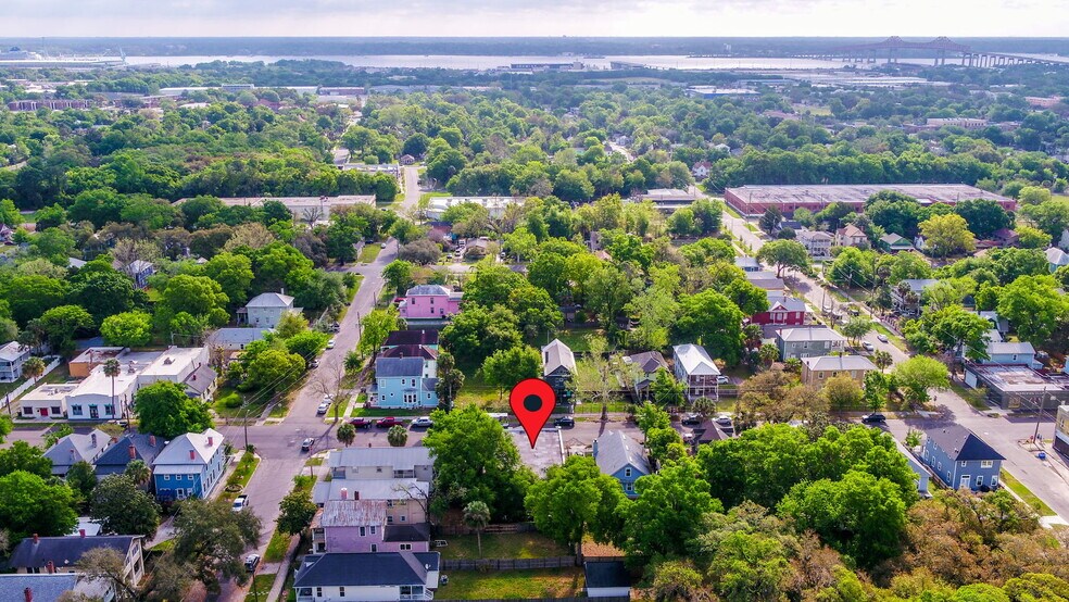 More Photos Of 1334 Walnut St, Jacksonville Office For Sale