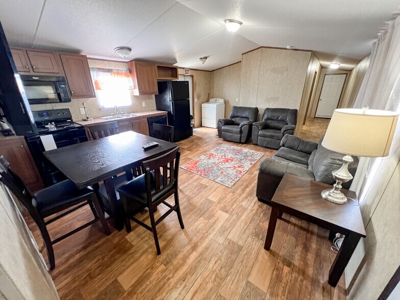 More Photos Of 3299 S Fulton Ave, Odessa Specialty For Sale