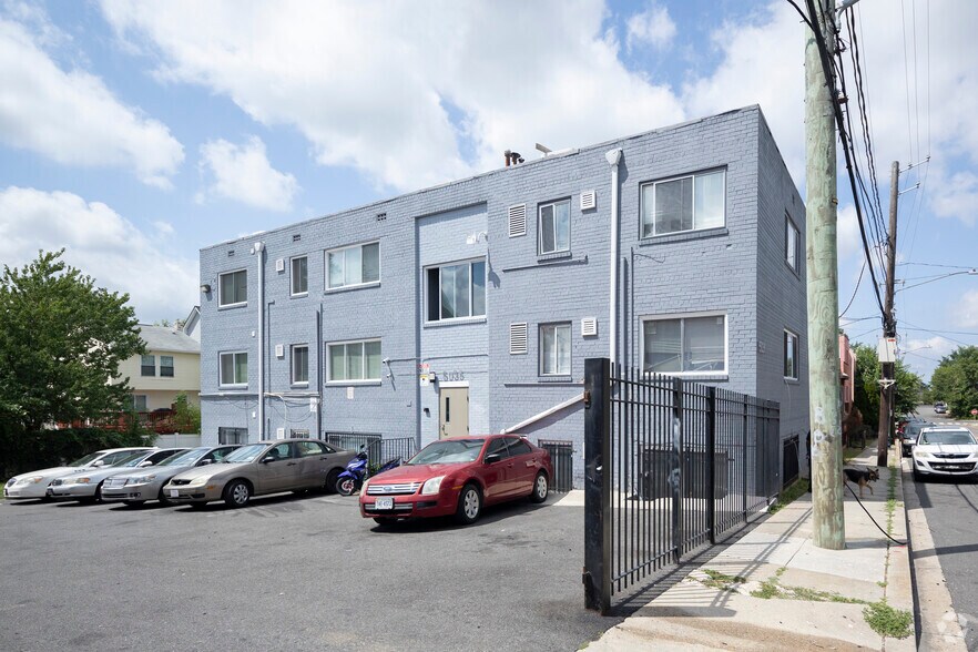 More Photos Of 5035, 5047-5049 D St SE, Washington Multifamily For Sale