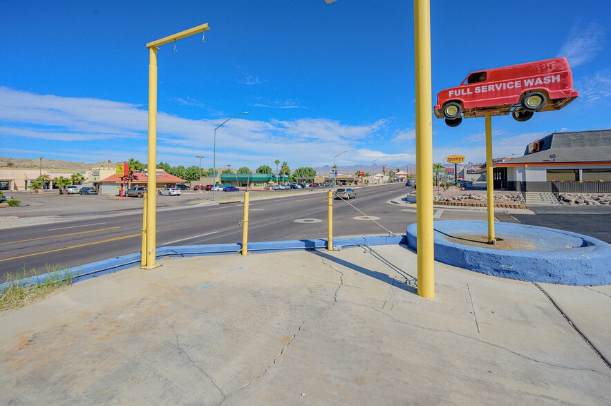 More Photos Of 1770 Highway 95, Bullhead City Specialty For Sale