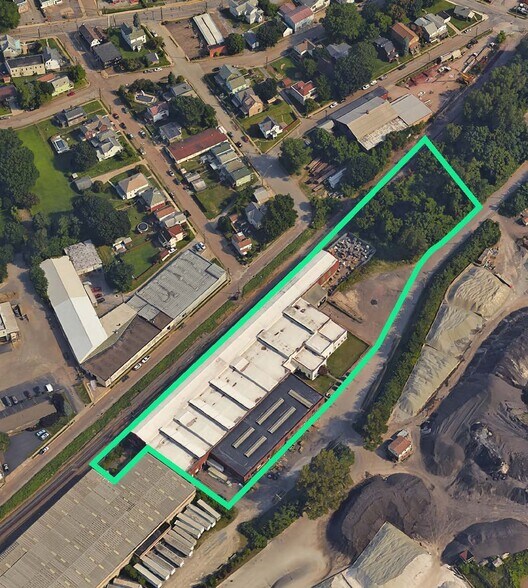 More Photos Of 999 Sherosky Way, Springdale Warehouse For Lease