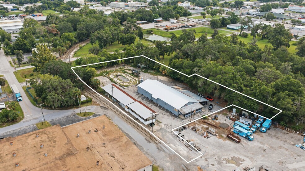 Primary Photo Of 609 NW 4th Ave, Ocala Flex For Sale