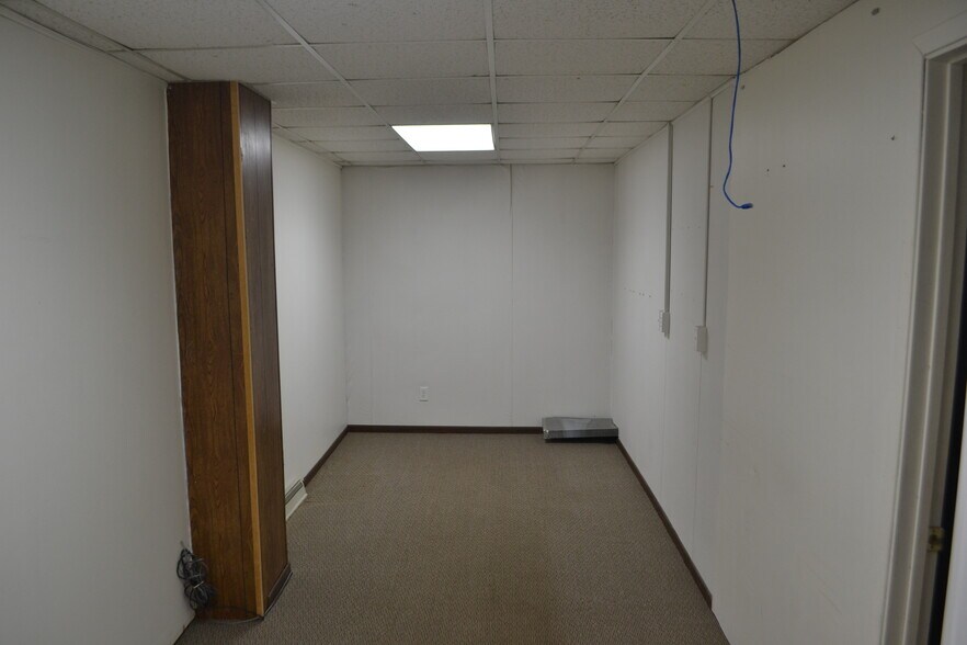 More Photos Of 115 N 6th St, Wausau Medical For Lease