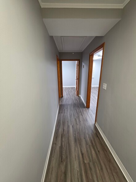 More Photos Of 1062 Portland Cobalt Rd, Portland Office For Lease