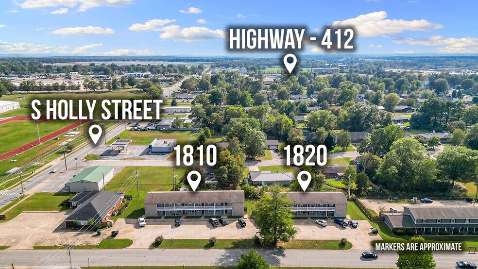 More Photos Of 1810 W Twin Springs St, Siloam Springs General Retail For Sale