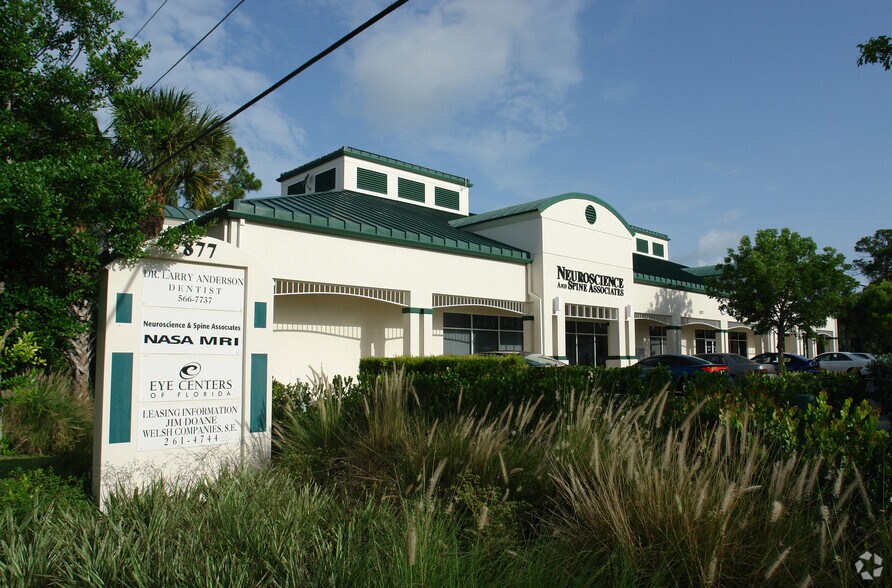 More Photos Of 877 111th Ave N, Naples Office For Lease