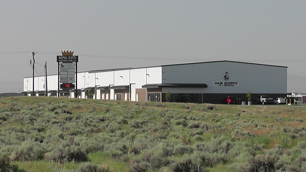 More Photos Of 1430 E Hillsboro St, Pasco Warehouse For Lease