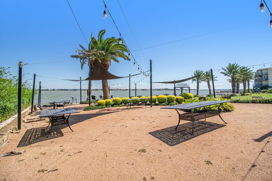 More Photos Of 3901 Nasa Pky, El Lago Lodge Meeting Hall For Sale