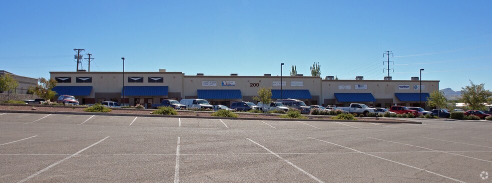 More Photos Of 200 E Sunset Rd, El Paso Light Distribution For Lease