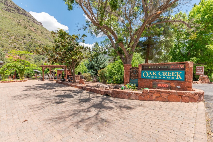 More Photos Of 4548 N State Route 89A, Sedona Hotel For Sale