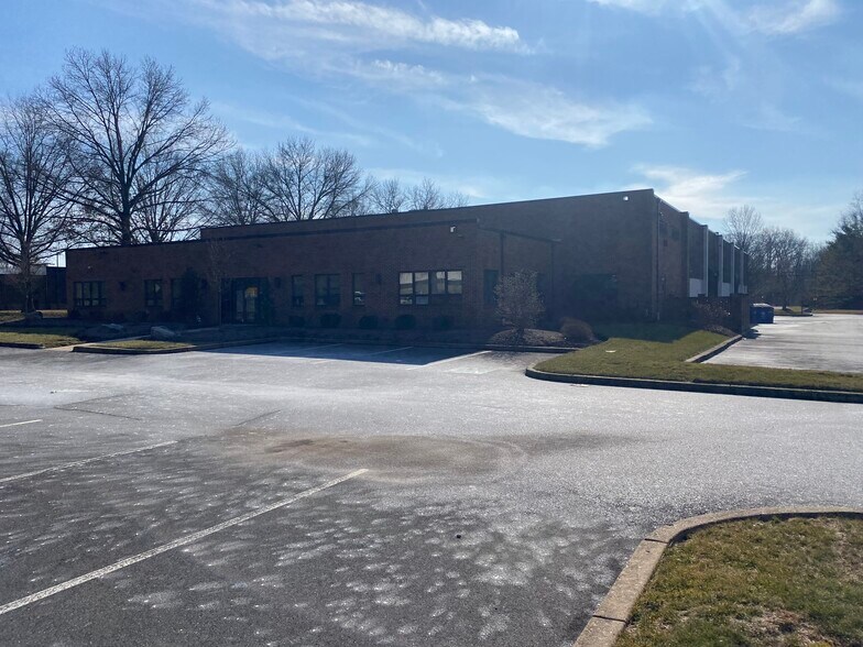 More Photos Of 2262 N Penn Rd, Hatfield Warehouse For Lease