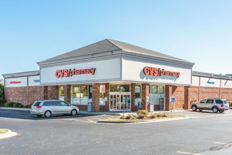 More Photos Of 1099 W Army Trail Rd, Bartlett Drugstore For Lease